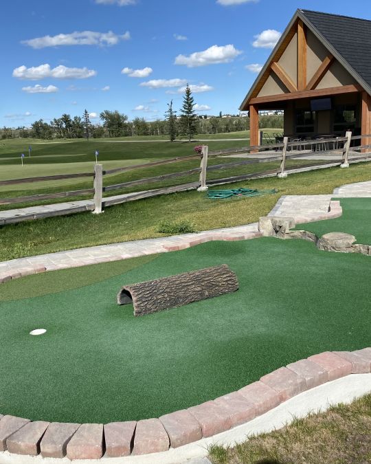 Mini Putt 18 Holes